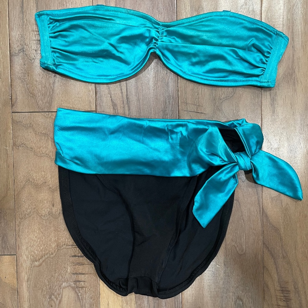 Excellent Condition Vintage Bandeau Bikini from the '80's